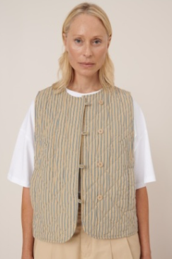 Axis Vest