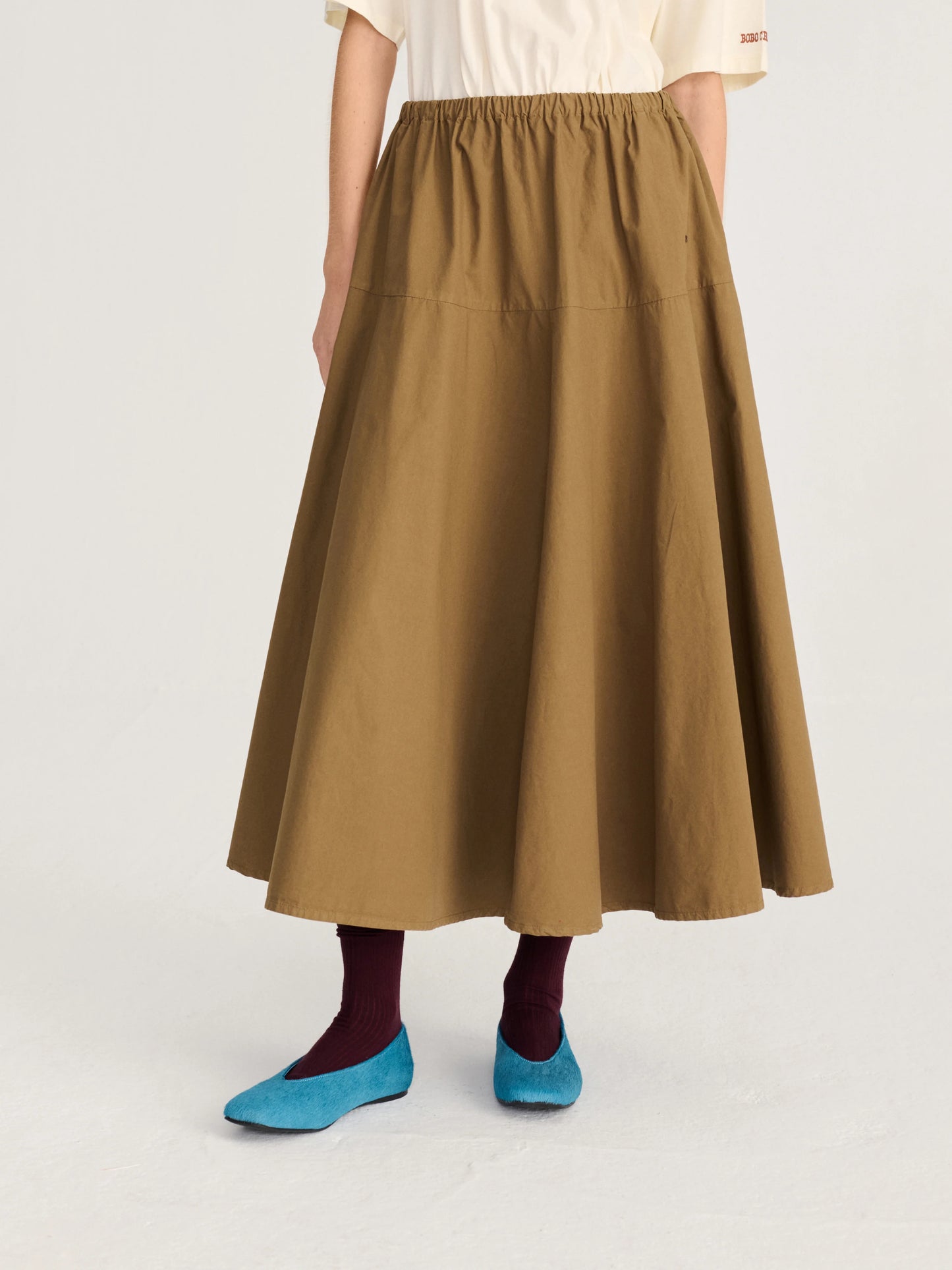 Paper touch evasé skirt