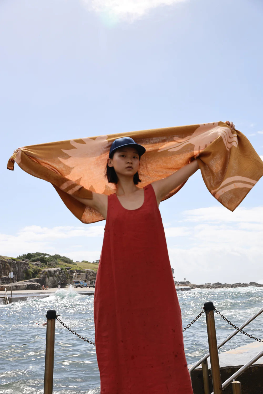 BASIC LINEN SHIFT DRESS