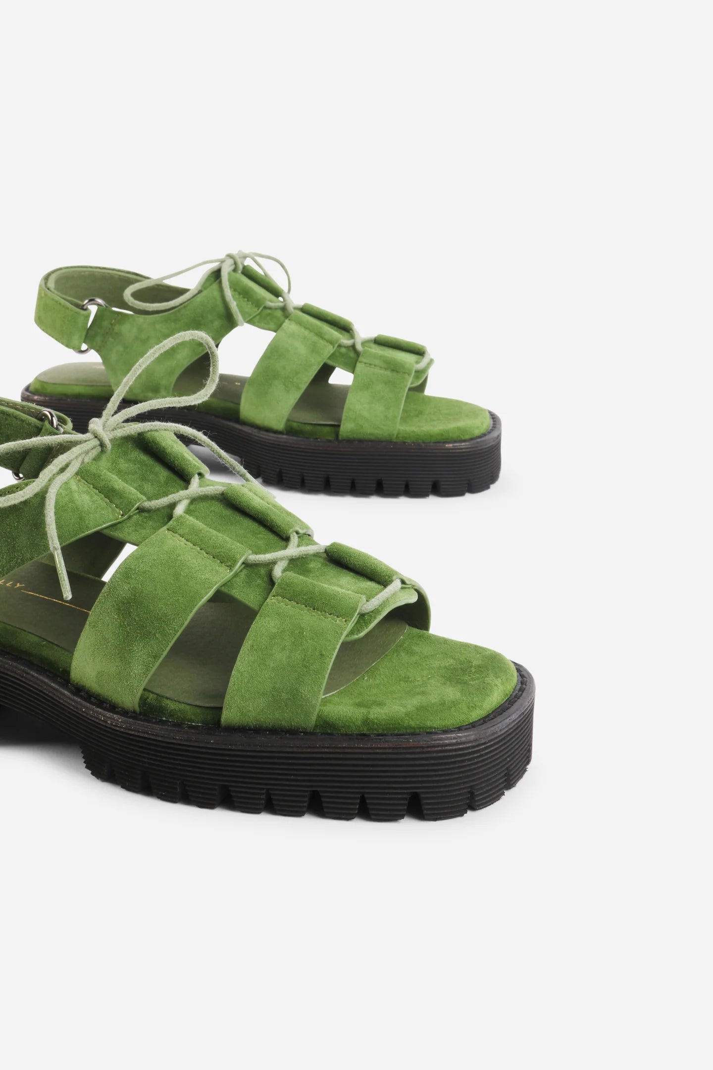 HAMPTON FLAT SANDAL